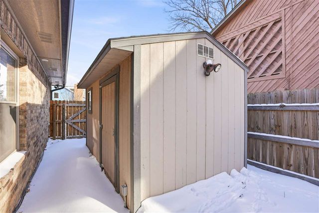 905 NE Bob White Rd, Lawton, OK 73507