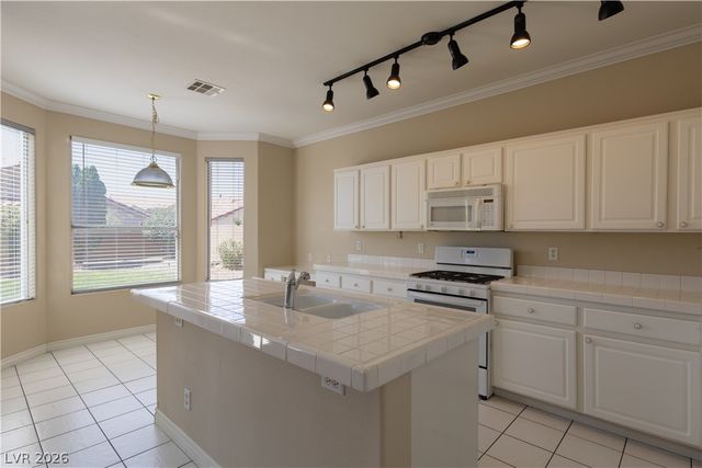 5105 Wapiti Point Court, Las Vegas, NV 89130