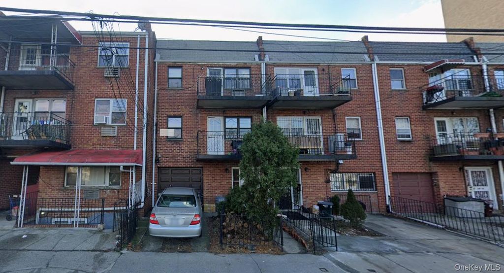 14738 35th Avenue, Flushing, NY 11354