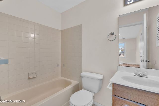 435 Hancock Place, Morganville, NJ 07751