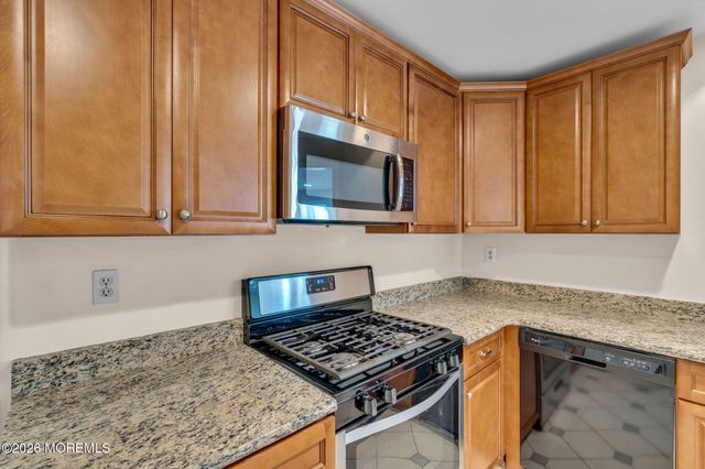 435 Hancock Place, Morganville, NJ 07751