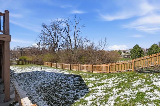 2400 SW River Spring Road, Lee's Summit, MO 64082