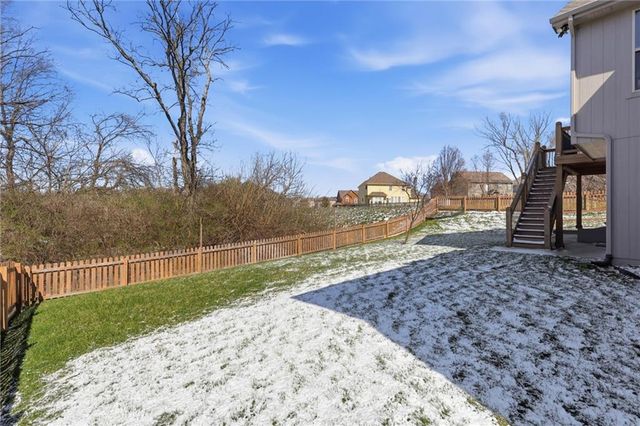 2400 SW River Spring Road, Lee's Summit, MO 64082