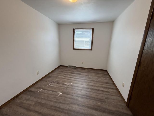 1269 PRIMROSE LANE, Neenah, WI 54965