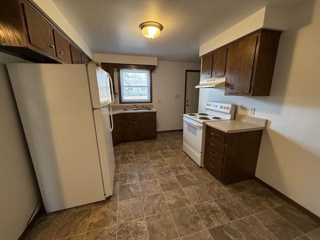 1269 PRIMROSE LANE, Neenah, WI 54965