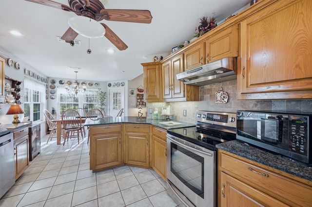 109 Tee Taw Circle, Sherman, TX 75092