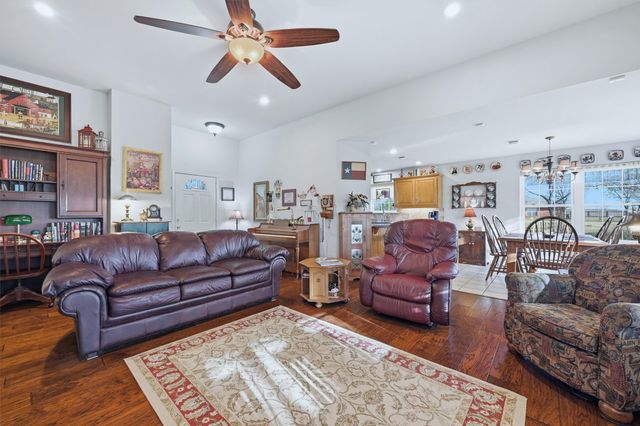 109 Tee Taw Circle, Sherman, TX 75092