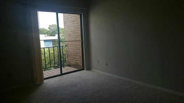10104 Waterstone Drive, Houston, TX 77042