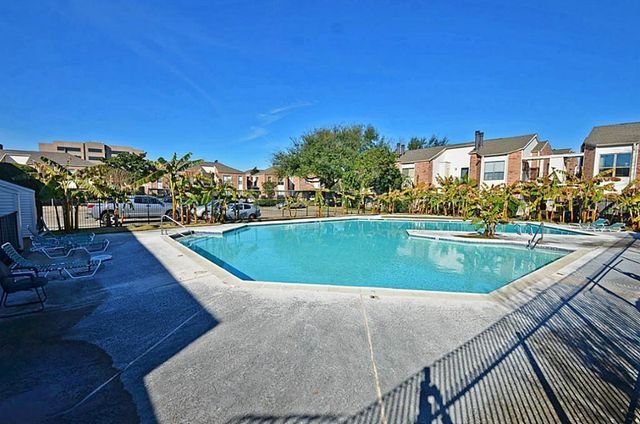 10104 Waterstone Drive, Houston, TX 77042