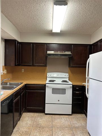 10104 Waterstone Drive, Houston, TX 77042