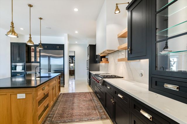 343 Pug Rippy RD, Dripping Springs, TX 78620