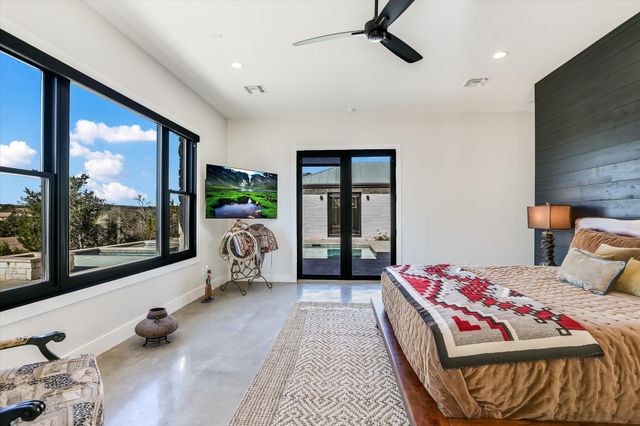 343 Pug Rippy RD, Dripping Springs, TX 78620