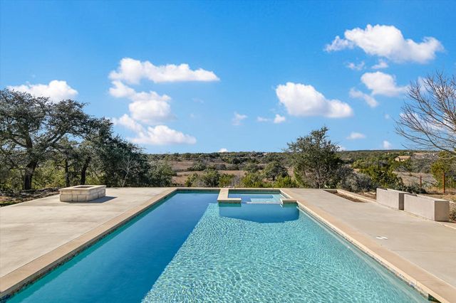 343 Pug Rippy RD, Dripping Springs, TX 78620