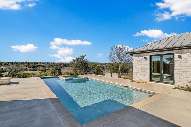 343 Pug Rippy RD, Dripping Springs, TX 78620