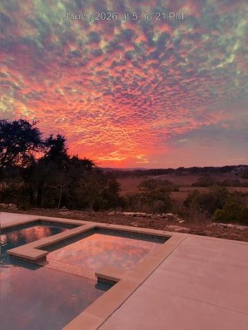 343 Pug Rippy RD, Dripping Springs, TX 78620