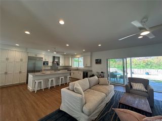 5872 Haleola Street, Honolulu, HI 96821