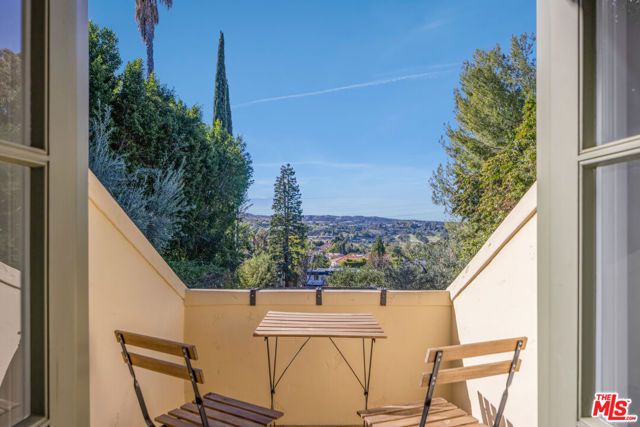 4155 Green Meadow Court, Encino (los Angeles), CA 91316