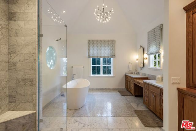 4155 Green Meadow Court, Encino (los Angeles), CA 91316