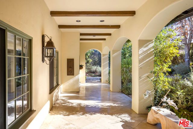 4155 Green Meadow Court, Encino (los Angeles), CA 91316