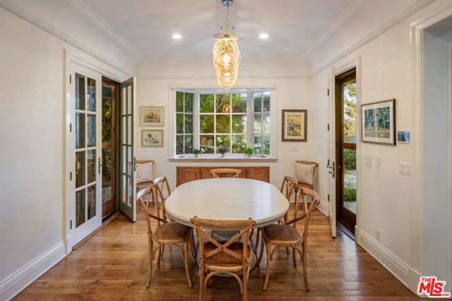 4155 Green Meadow Court, Encino (los Angeles), CA 91316