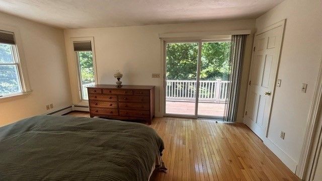 32 Station Ave, Upton, MA 01568