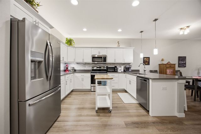 1339 Truman Court NE B, Cedar Rapids, IA 52402
