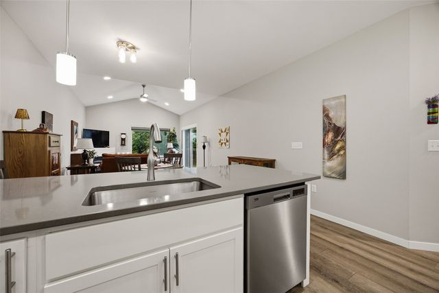 1339 Truman Court NE B, Cedar Rapids, IA 52402