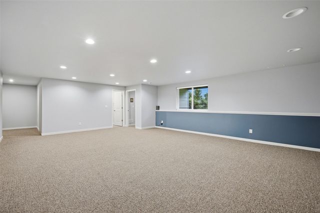 1339 Truman Court NE B, Cedar Rapids, IA 52402