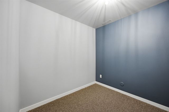 1339 Truman Court NE B, Cedar Rapids, IA 52402