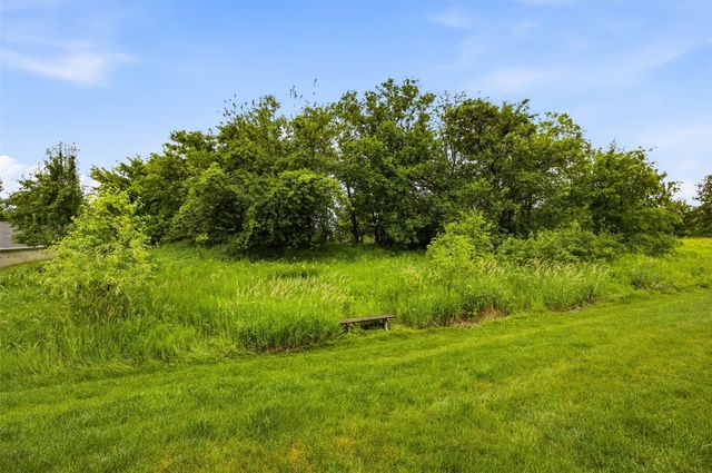 1339 Truman Court NE B, Cedar Rapids, IA 52402