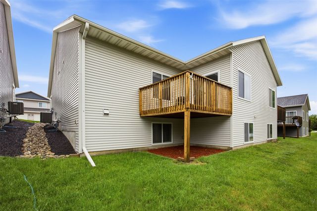 1339 Truman Court NE B, Cedar Rapids, IA 52402