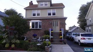 22 Heuer 2, Little Ferry, NJ 07643