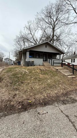 1106 S Madison Street, Bloomington, IN 47403