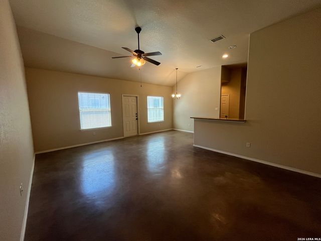 168 JOANNE CV, New Braunfels, TX 78130