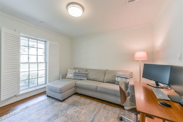 2415 Stoney Brook Drive, Houston, TX 77063