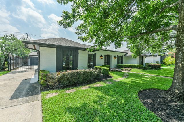 2415 Stoney Brook Drive, Houston, TX 77063