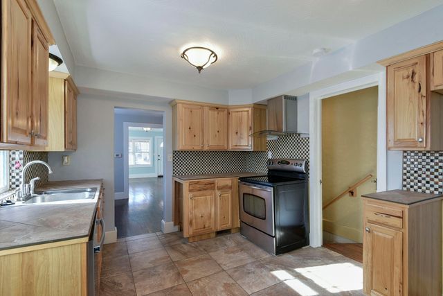 1342 S Kimbrough Avenue, Springfield, MO 65807