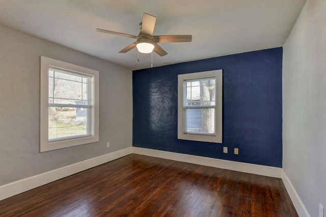 1342 S Kimbrough Avenue, Springfield, MO 65807