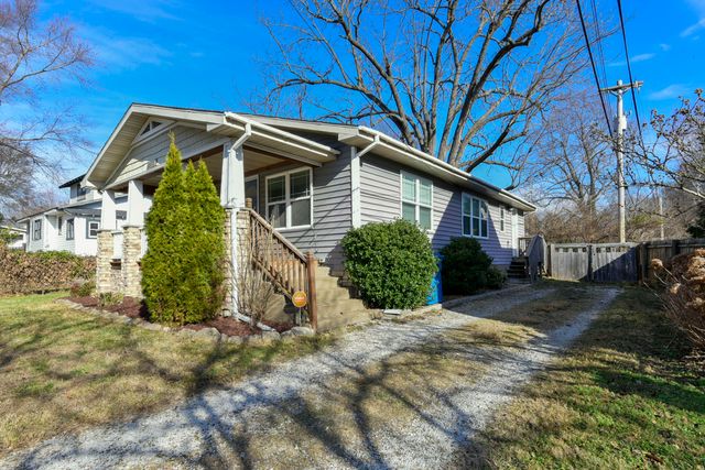 1342 S Kimbrough Avenue, Springfield, MO 65807