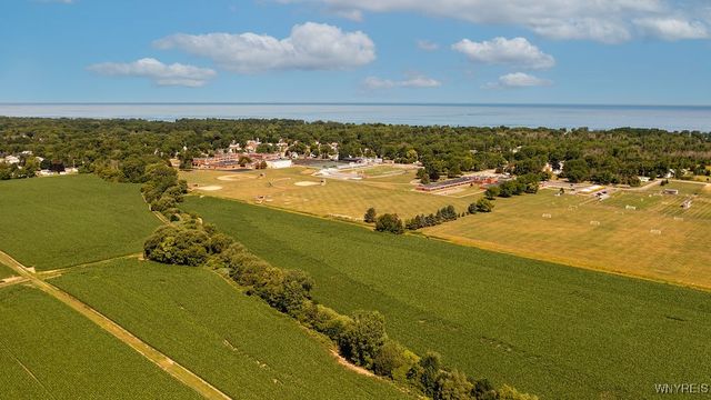 468 Lake Street, Wilson, NY 14172