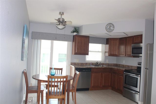 12400 PARK BLVD 206, Seminole, FL 33772