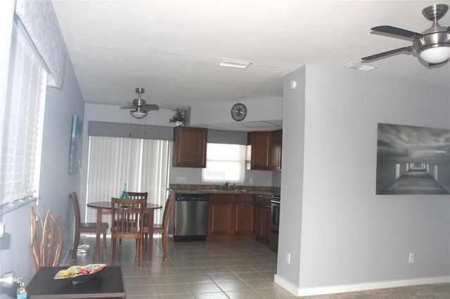 12400 PARK BLVD 206, Seminole, FL 33772