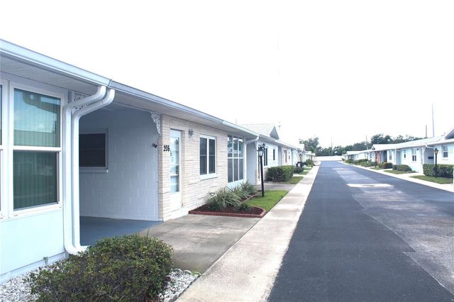 12400 PARK BLVD 206, Seminole, FL 33772
