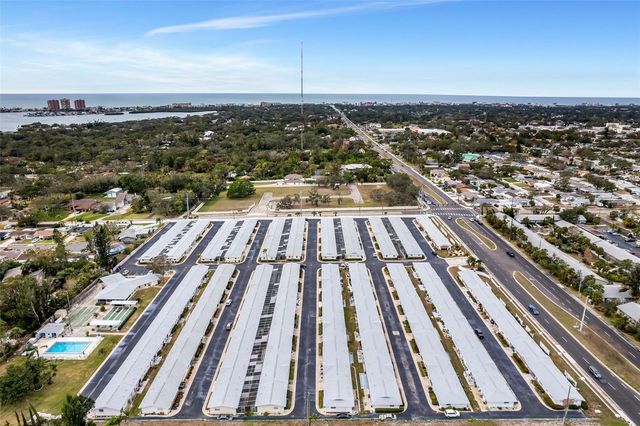 12400 PARK BLVD 206, Seminole, FL 33772