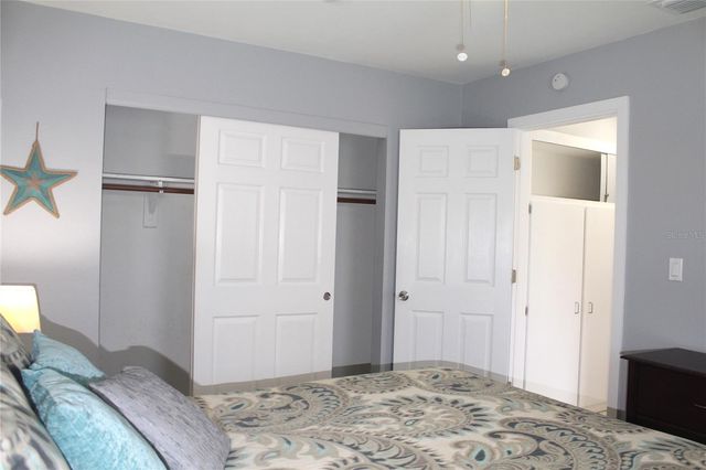 12400 PARK BLVD 206, Seminole, FL 33772