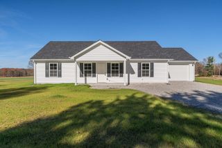 1585 Paynes Church Rd, Winchester, TN 37398