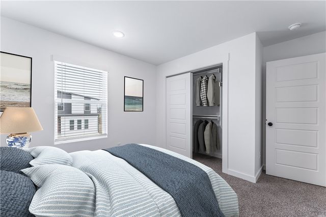 910 States Avenue, Bentonville, AR 72713