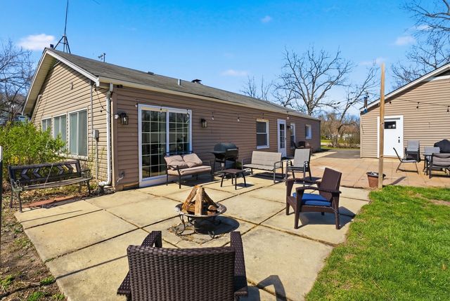 38W311 IL Route 64 Hwy, St. Charles, IL 60175