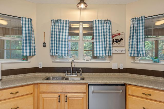 6100 W Dogwood Drive, Crestview, FL 32536