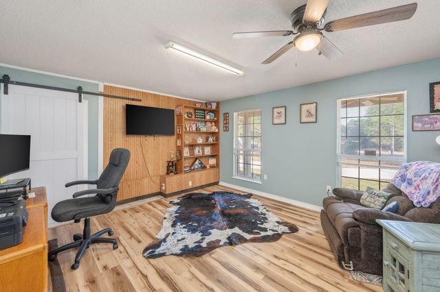 6100 W Dogwood Drive, Crestview, FL 32536